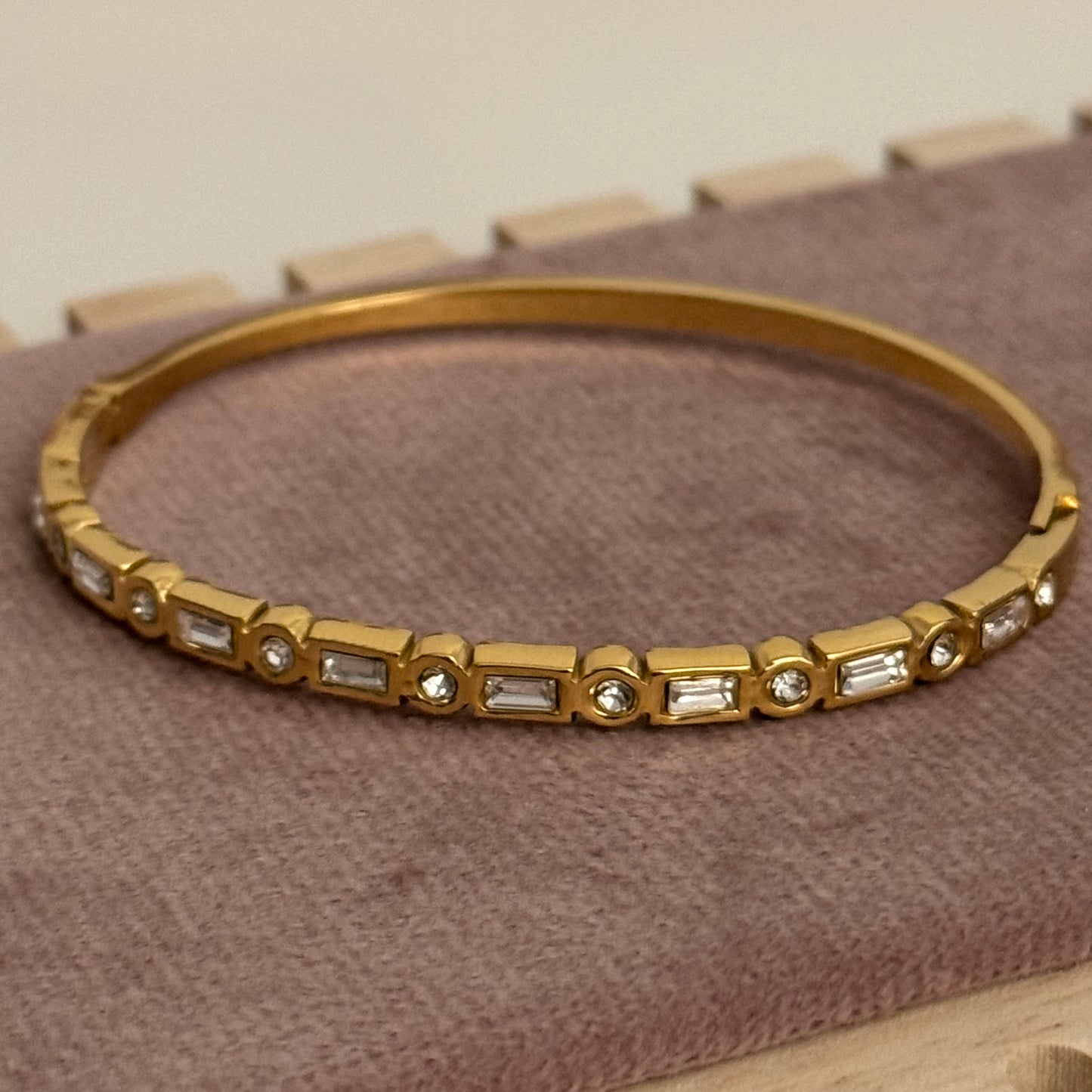 Bling Bangle ||